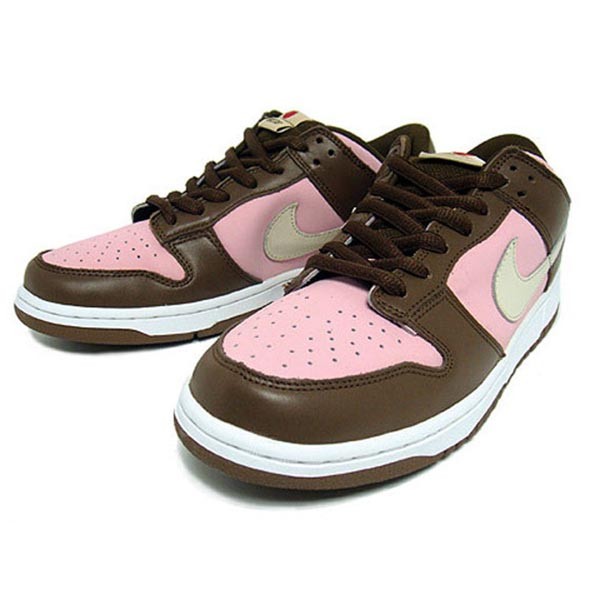 入手困難レアコラボダンク！ナイキ SB x Stussy 偽物 Dunk Low Cherry 304292-671